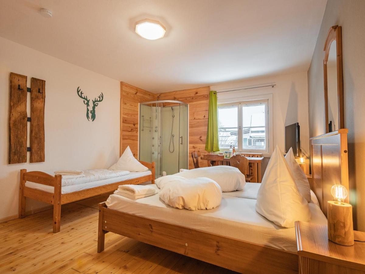 Hostel - Ron'S Guesthouse オーベルストドルフ エクステリア 写真