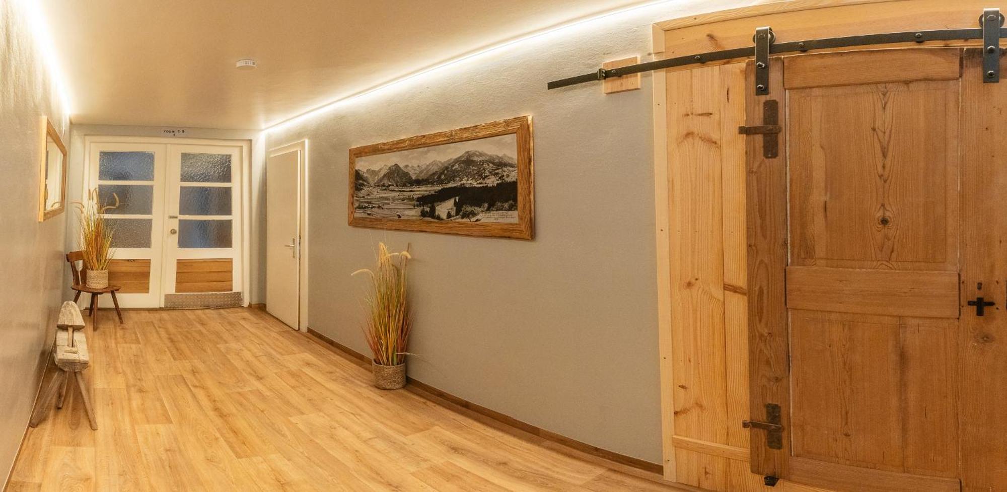 Hostel - Ron'S Guesthouse オーベルストドルフ エクステリア 写真